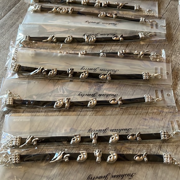 🐱 Cat Charm Bracelets 🐱 - Picture 2 of 4